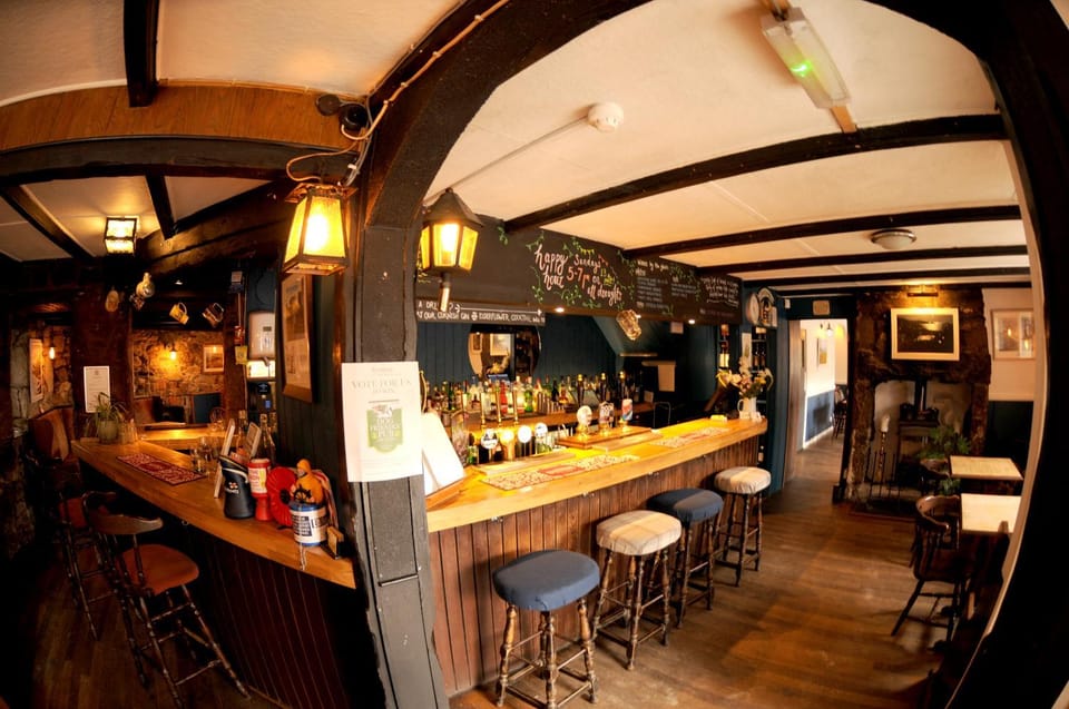 Lounge or bar