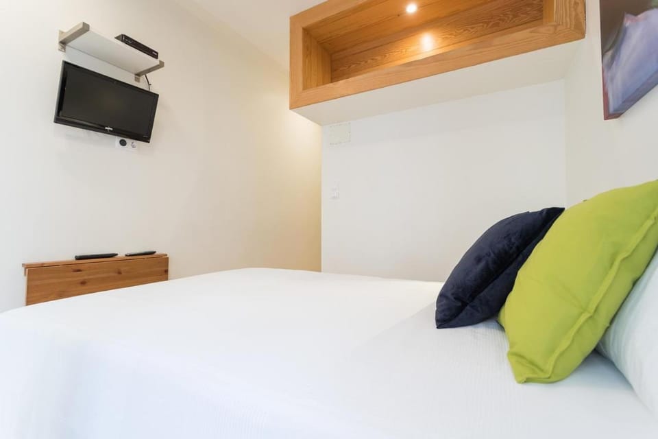Bed, TV and multimedia