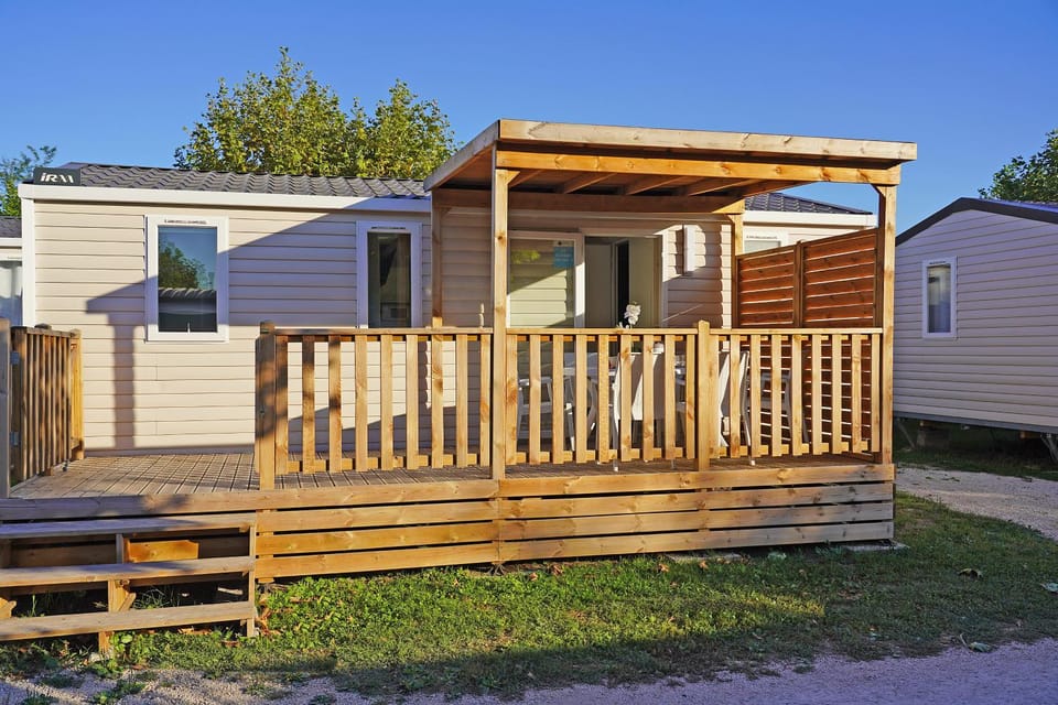 Camping Village Butterfly Campground/ 
RV Resort in Peschiera del Garda