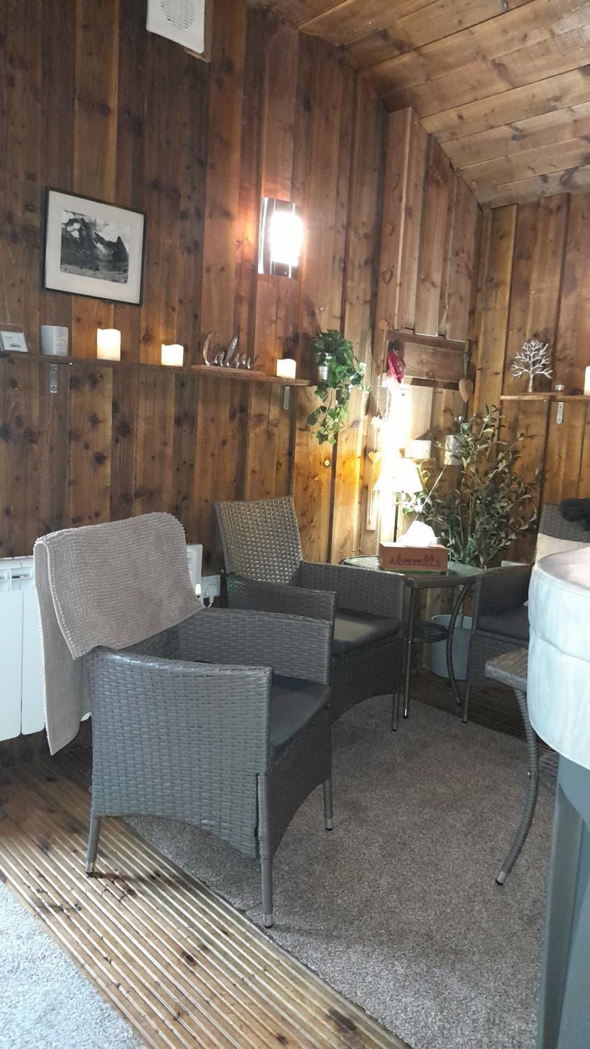 Hot Tub, Spa and wellness centre/facilities, Seating area