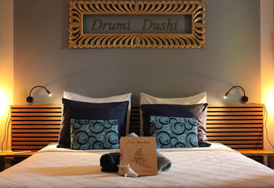 Bed, Decorative detail, Bedroom