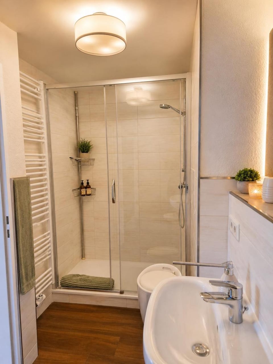 Shower, Bathroom, towels