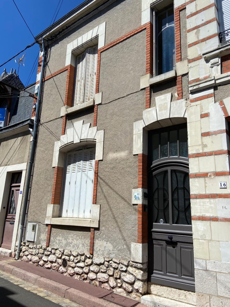 Property building, Facade/entrance