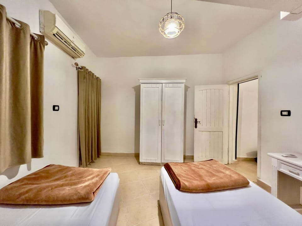 White House Chalets Apartment in South Sinai Governorate