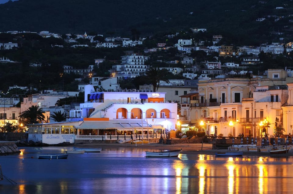 Facade/entrance, View (from property/room)