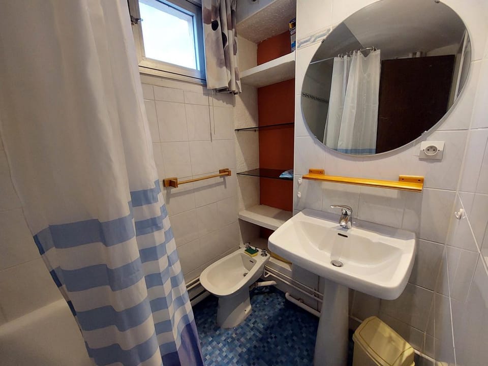 Studio chaleureux près des pistes, 4 pers, Les Deux Alpes - FR-1-516-42 Apartment in Les Deux Alpes