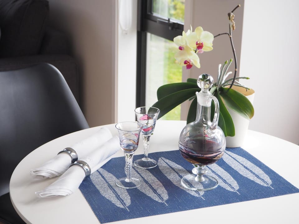 Food and drinks, Dining area