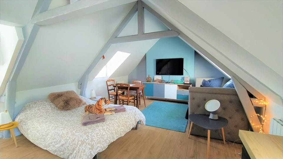 Living room, Photo of the whole room