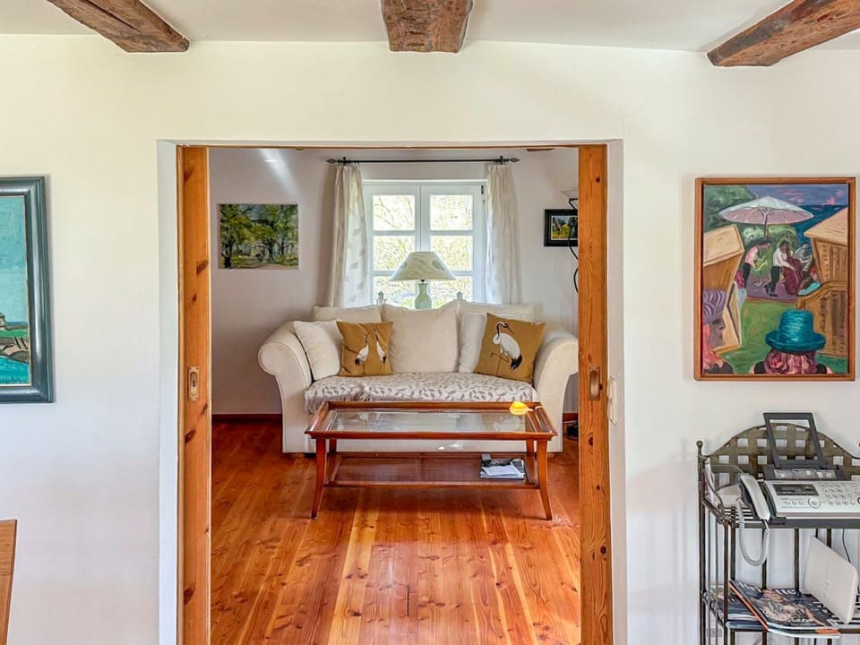 Living room, Photo of the whole room, Seating area