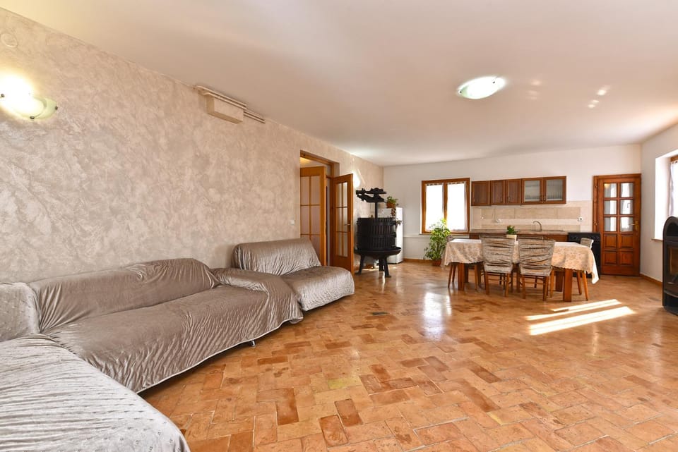 Apartments Bale 1945 Apartment in Istria County