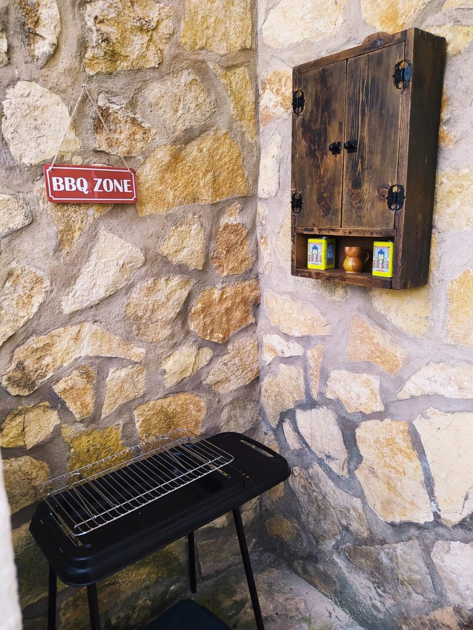 BBQ facilities, BBQ facilities