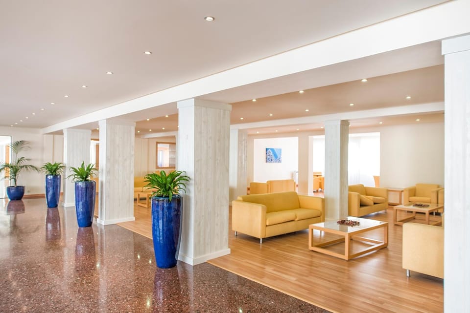Living room, Lobby or reception, Seating area