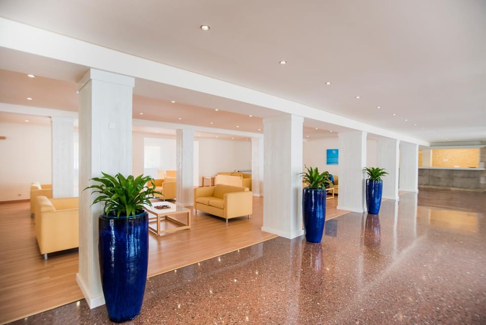 Lobby or reception, Seating area