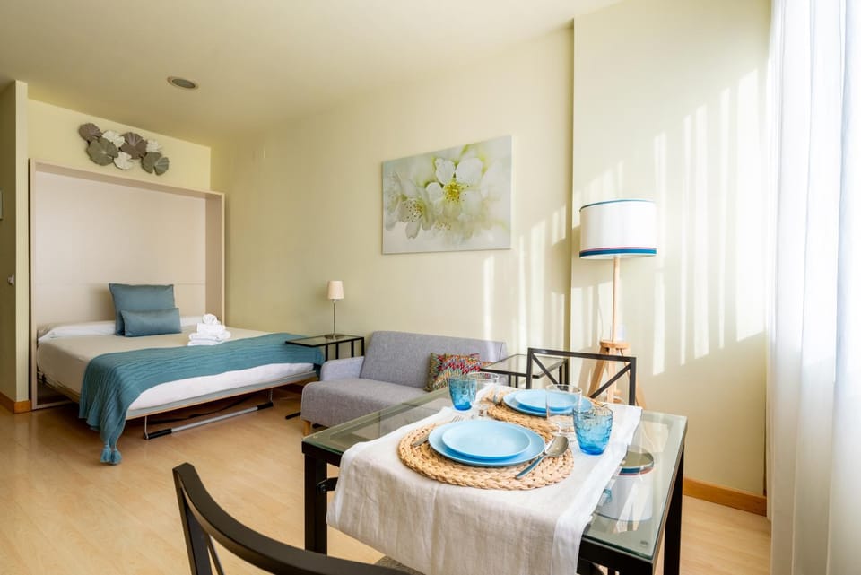 Bed, Living room, Dining area