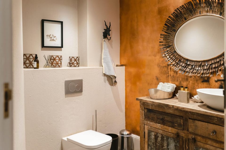Toilet, Bathroom