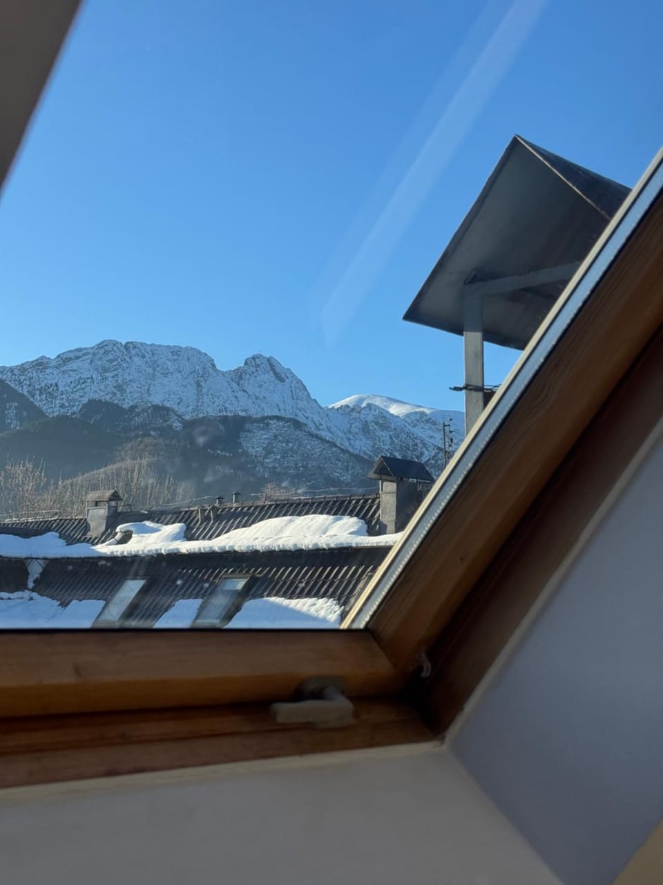 Day, Natural landscape, View (from property/room), Mountain view