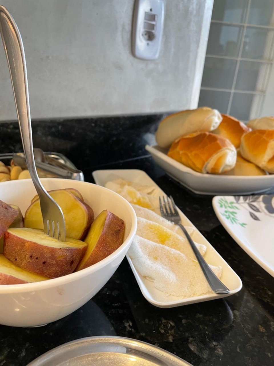 Breakfast, Continental breakfast