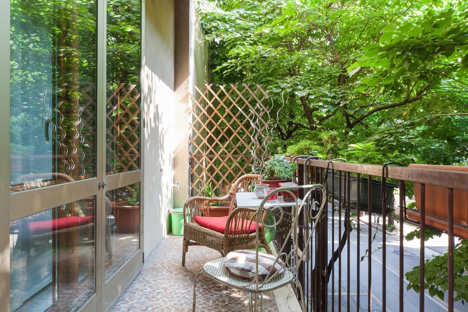 Property building, Balcony/Terrace