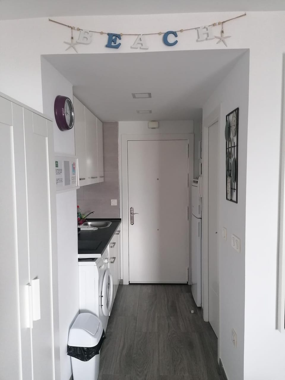 Kitchen or kitchenette, Lobby or reception