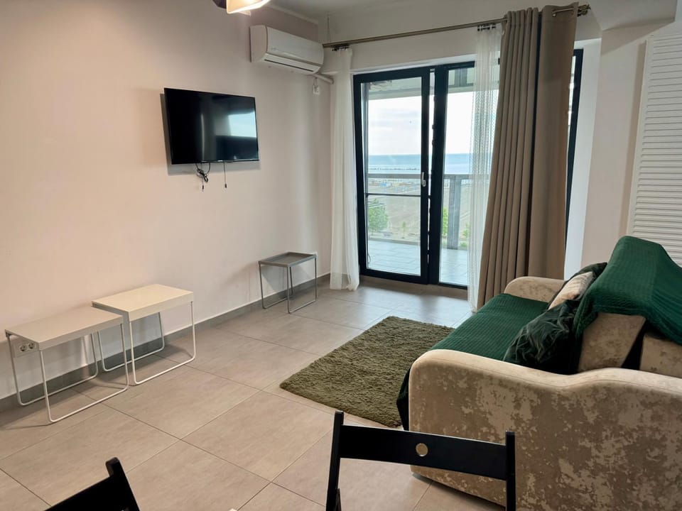 Mamaia Beach LuxyMar 1 Apartment Apartment in Constanta