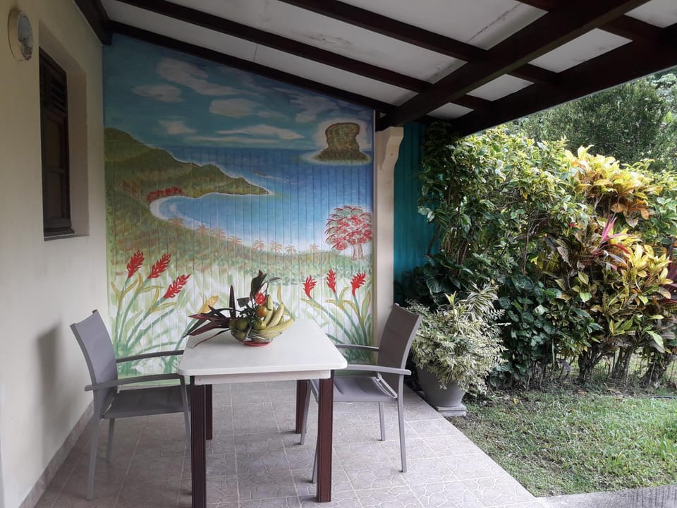 Patio, Natural landscape, BBQ facilities, Garden, Balcony/Terrace, Dining area
