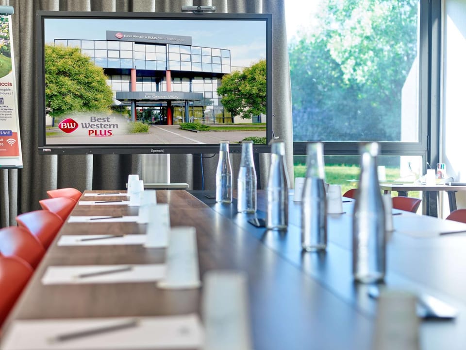Meeting/conference room