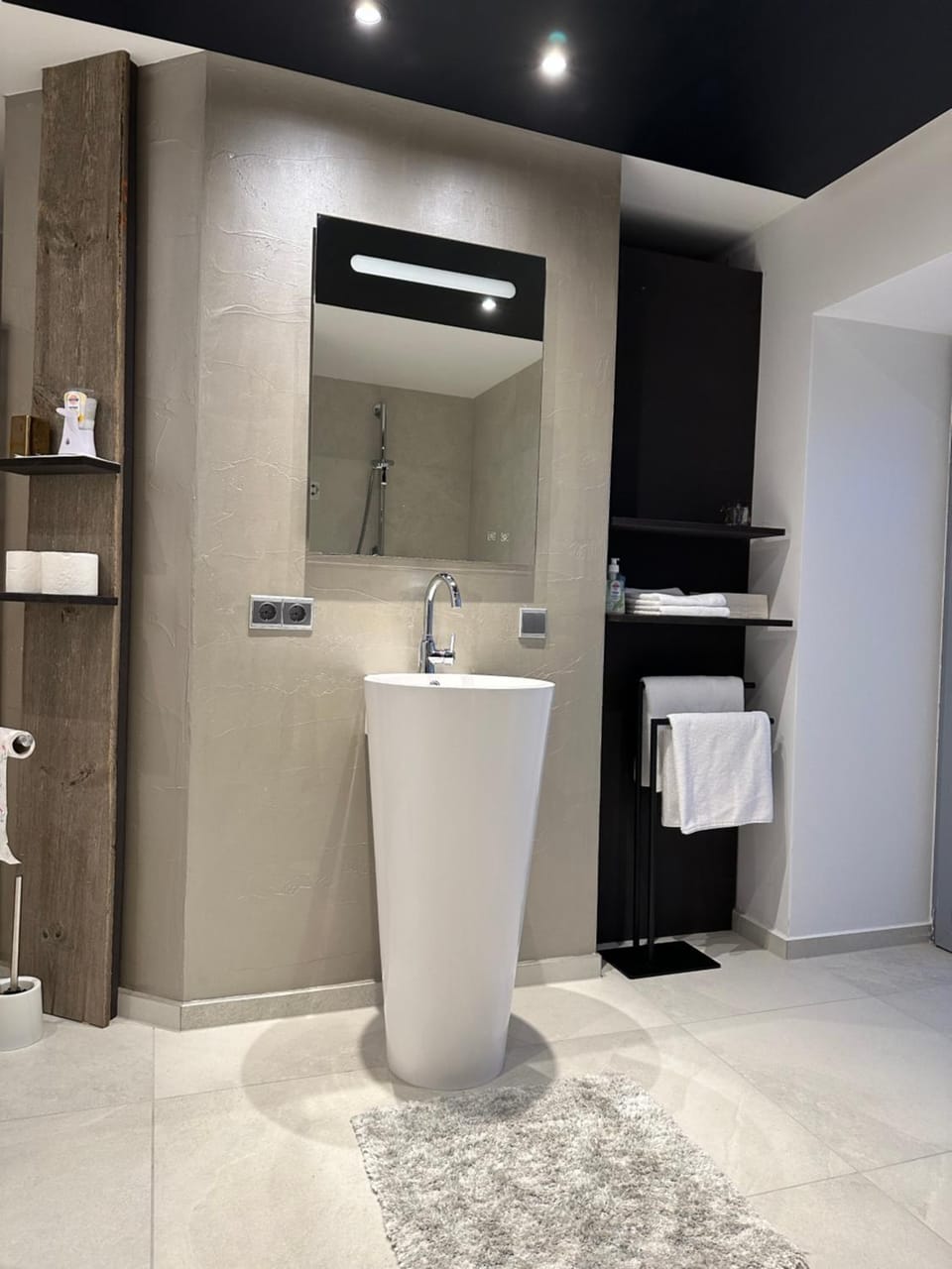 WPA Apartments - Zimmer- Modernes Apartment mit Parkplatz,WiFi,Netflix Apartment in Bavaria
