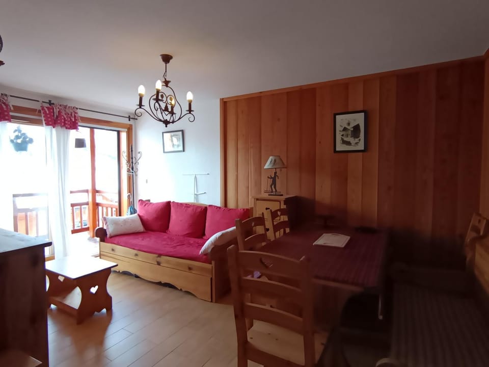 Appartement cosy à Montgenèvre - Accès pistes - Terrasse plein sud - FR-1-445-145 Apartment in Montgenèvre