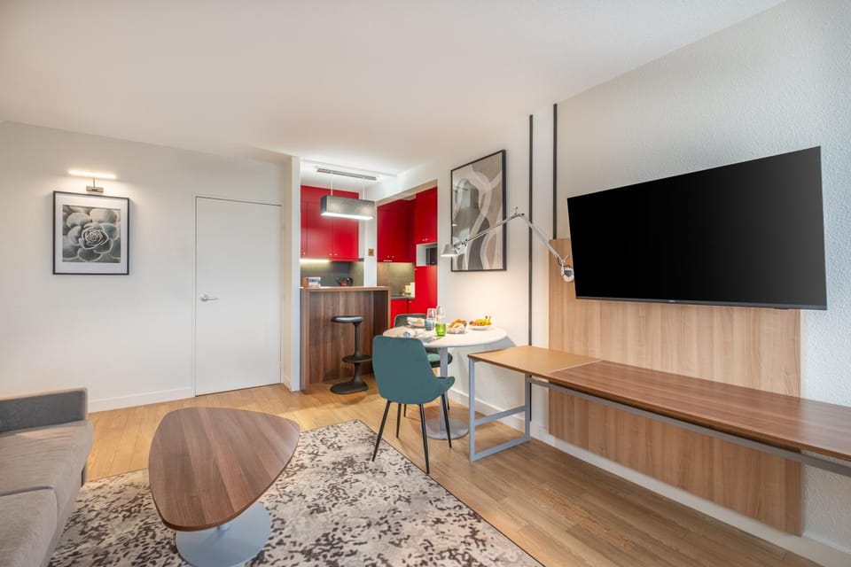 Living room, Bedroom