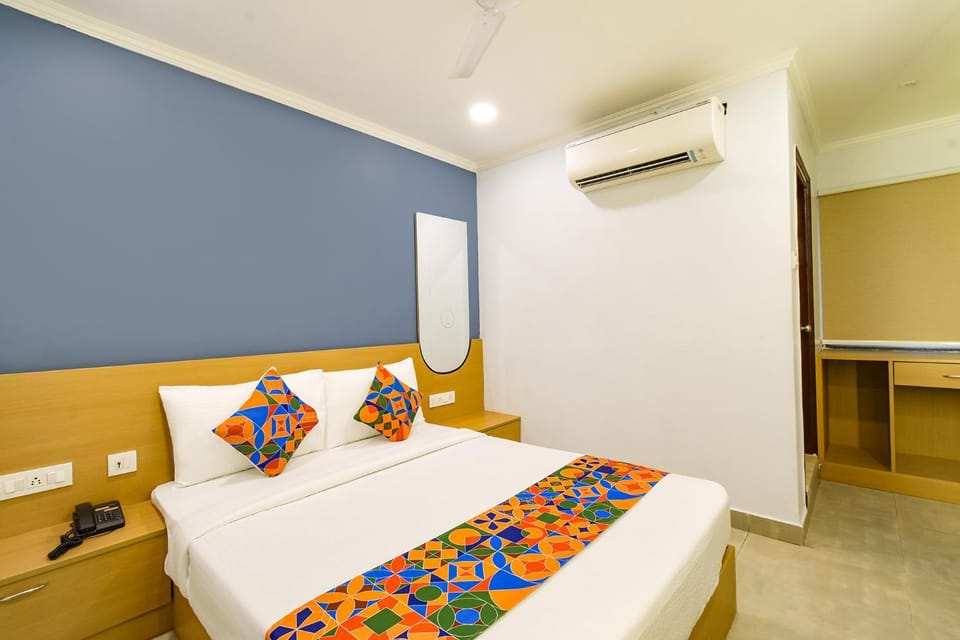 Bed, Bedroom, air conditioner