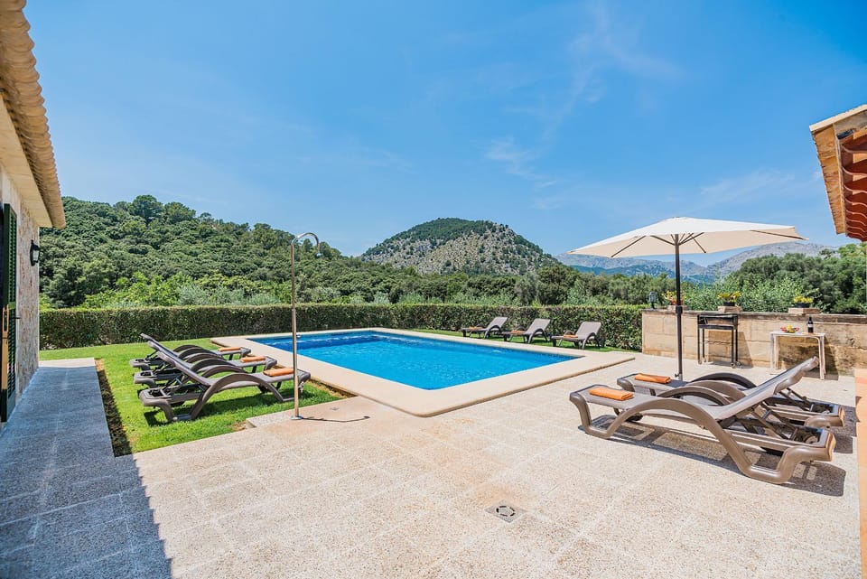 Malagarba House in Raiguer