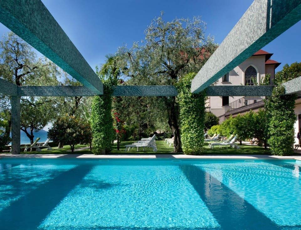 Swimming pool, Swimming pool