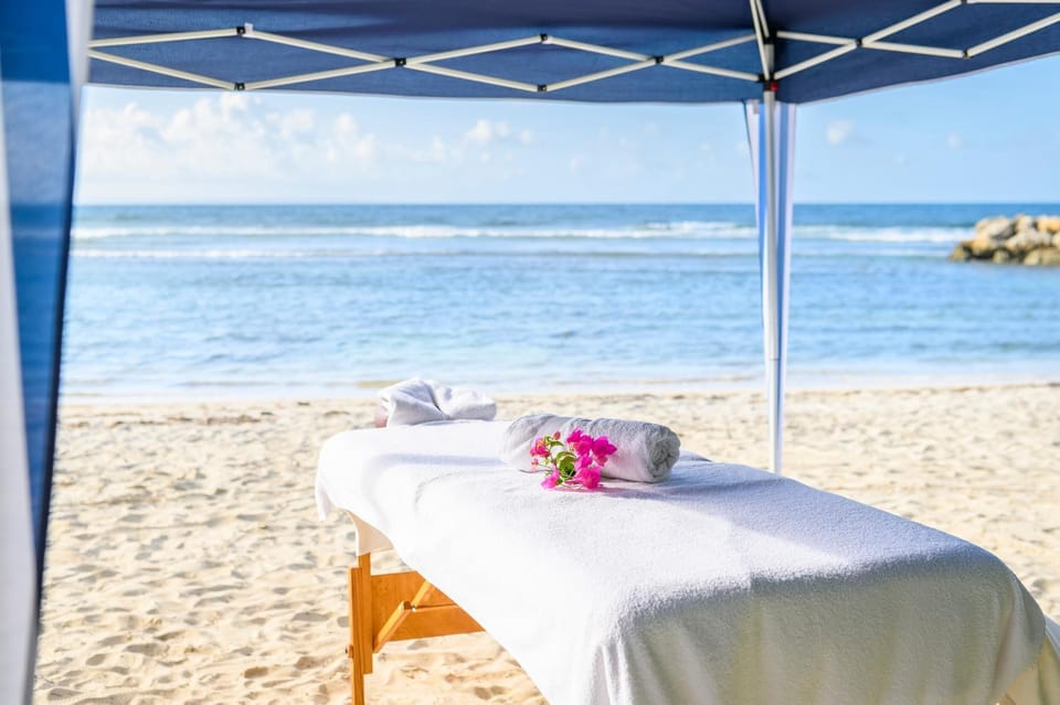 Day, Natural landscape, Massage, Beach, Sea view, sunbed, towels