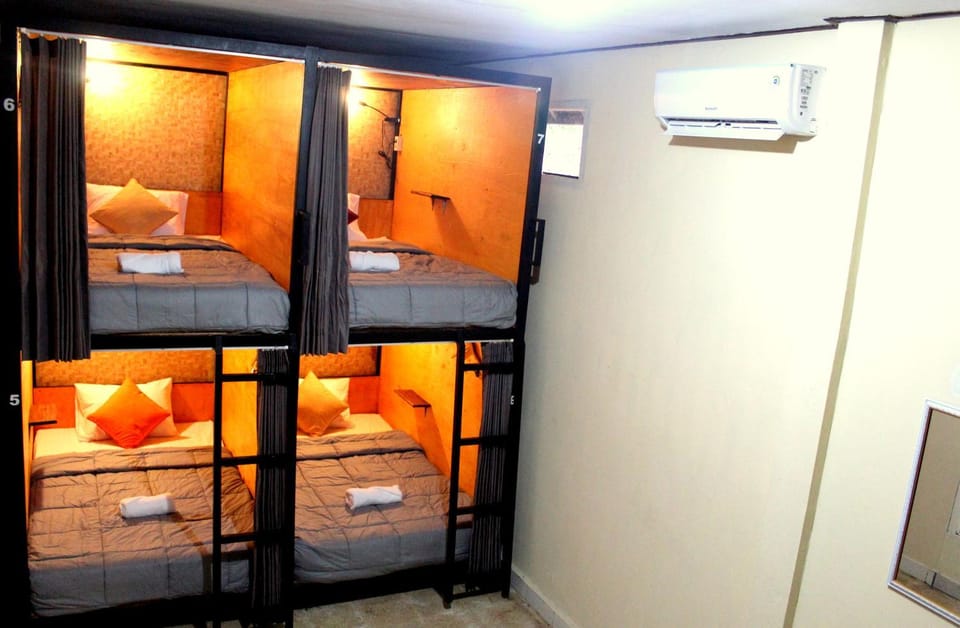 Bed, Bedroom, bunk bed, air conditioner