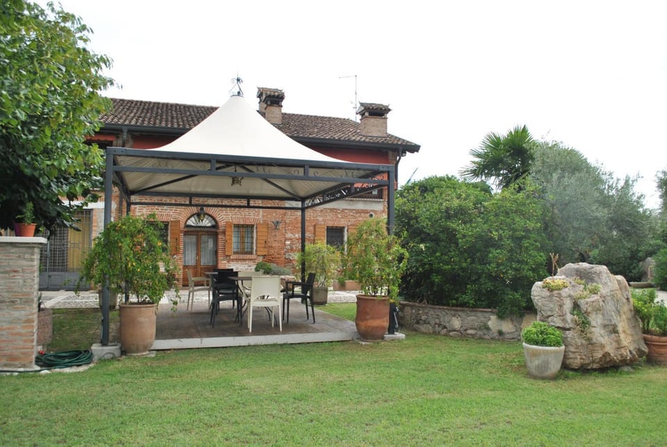 DD Clara Bed And Breakfast Bed and Breakfast in Veneto