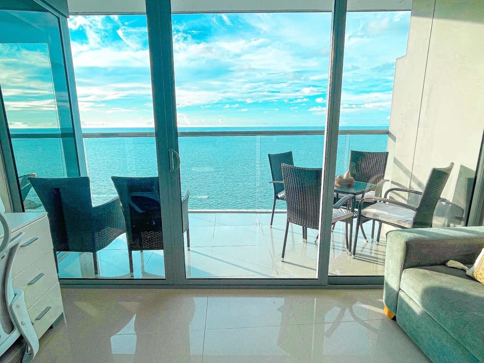 22nd flr Spectacular Seaview Morros City Bocagrande Apartment in Cartagena