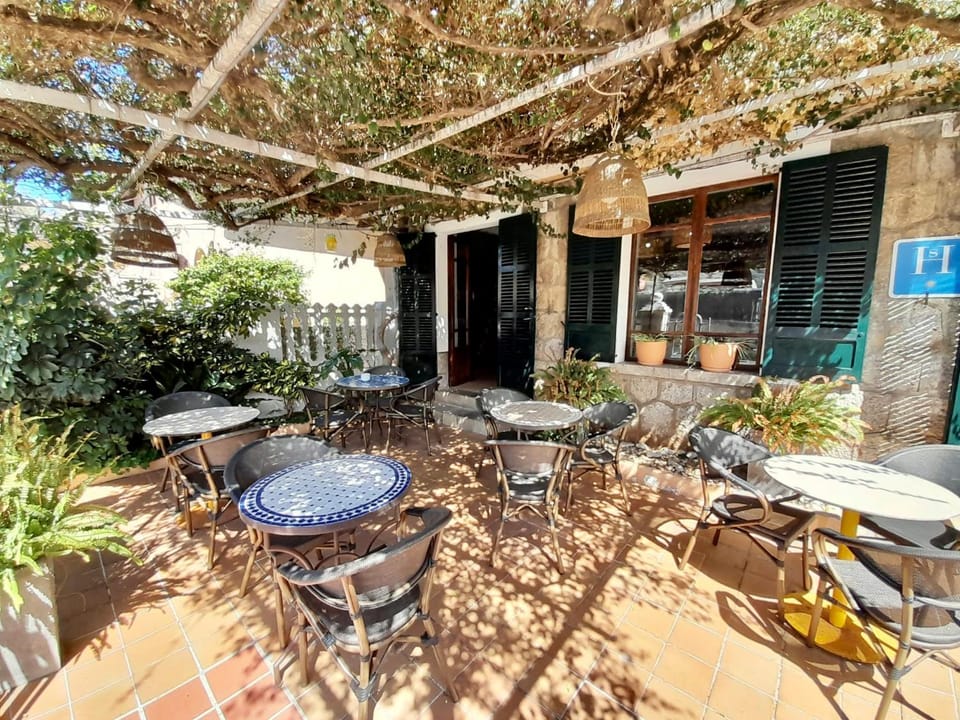 Property building, Patio