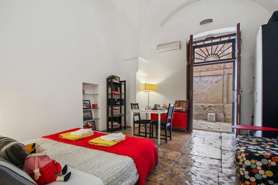 B&B Affittacamere Del Teatro Apartment in Brindisi