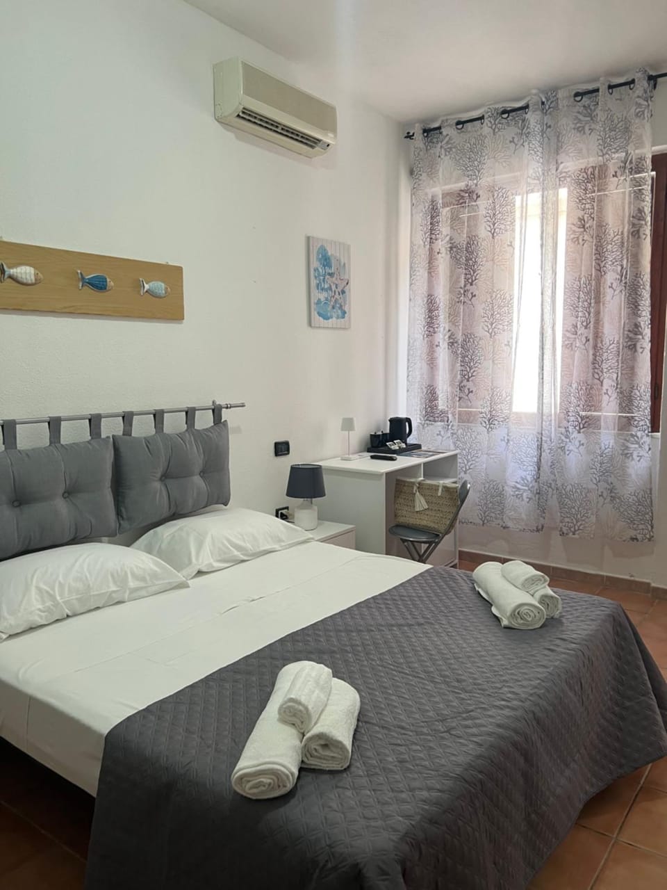 Il Canarino affittacamere Bed and Breakfast in La Caletta