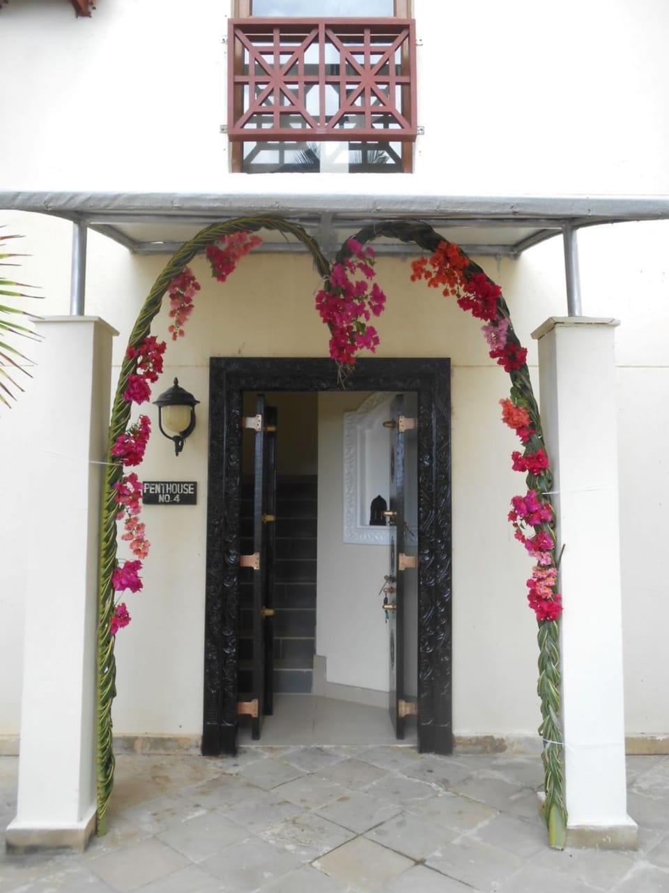 Facade/entrance