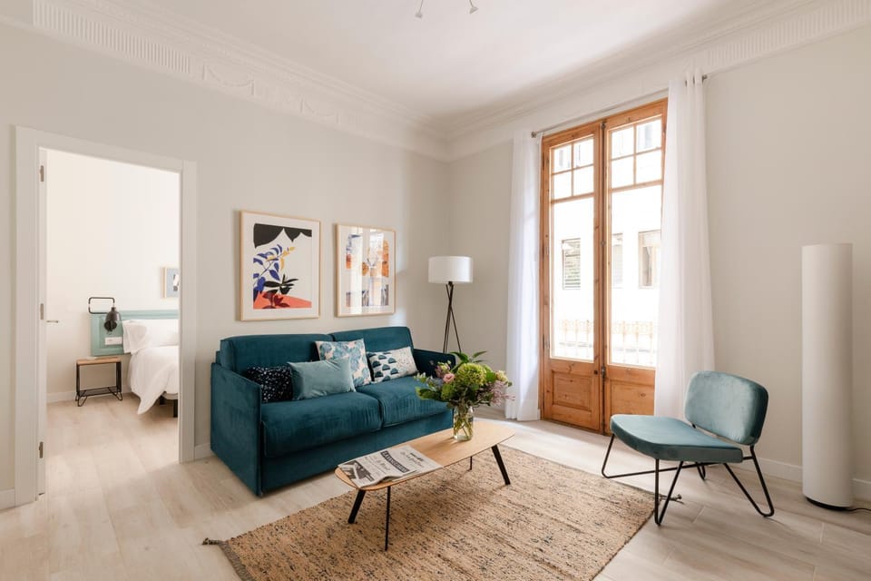 Living room, Photo of the whole room, Seating area