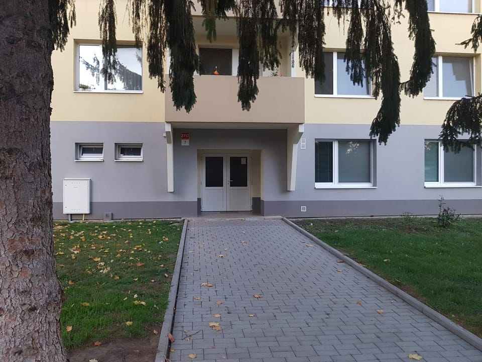 Property building, Facade/entrance