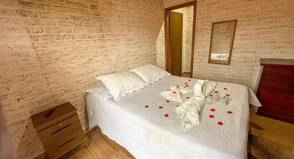 Chalés pinha pinhão Bed and Breakfast in Sao Jose dos Campos