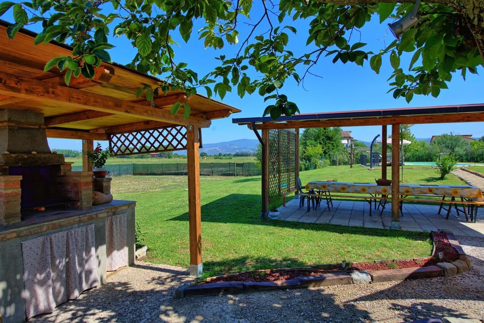 Patio, BBQ facilities, Garden, Dining area
