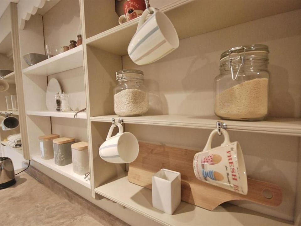 EasyRest Spalding - 6 Beds & Free Parking - Central & Quiet Location - Entire Spacious House Apartment in Spalding