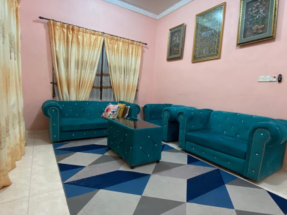 Homestay Zahra Sri Bayu House in Terengganu, Malaysia
