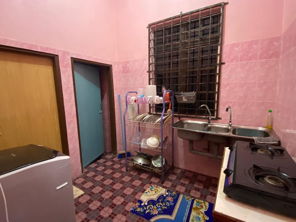 Homestay Zahra Sri Bayu House in Terengganu, Malaysia