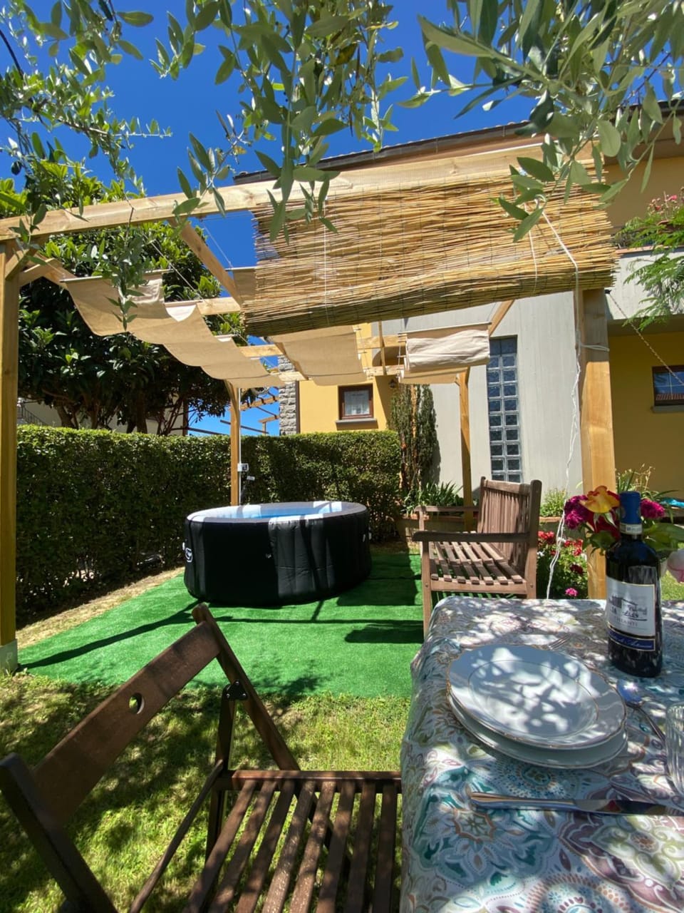 Patio, Garden, Swimming pool