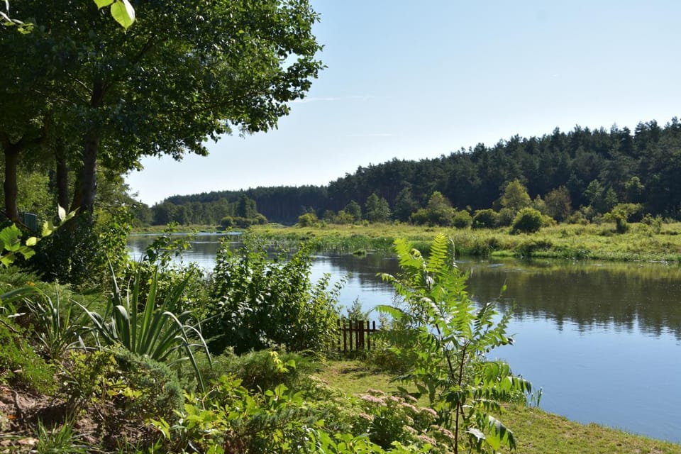 Nearby landmark, Day, Natural landscape, River view