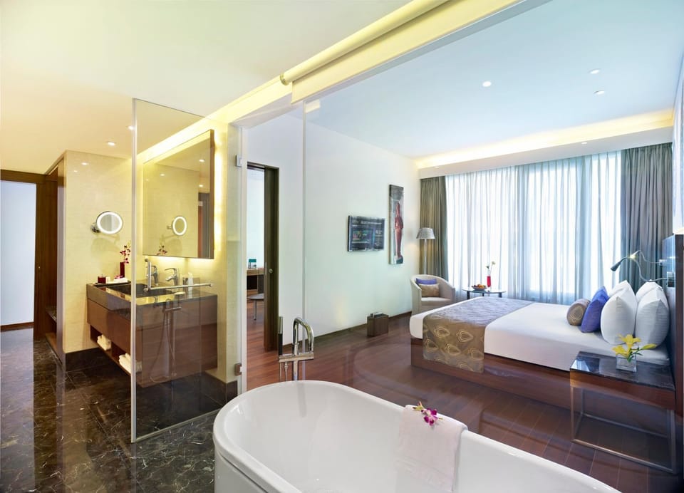 Bathroom, Photo of the whole room, Bedroom